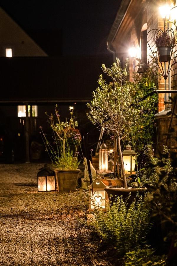 Windalens Pa Oesterlen Tomelilla Buitenkant foto